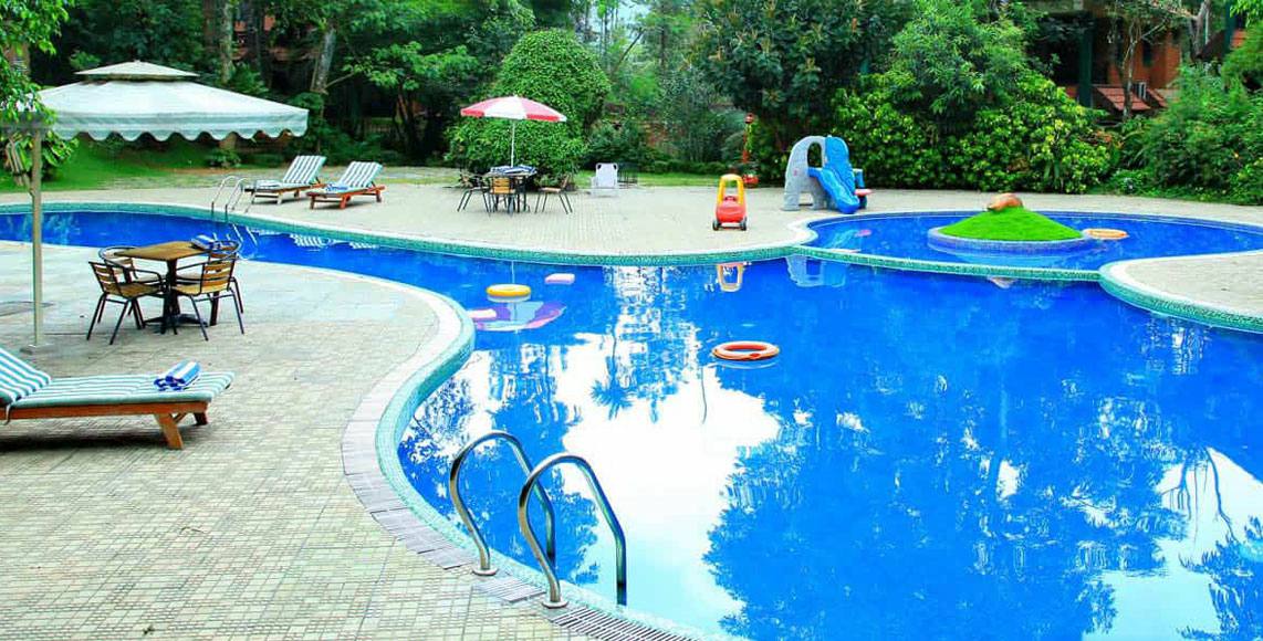 Swimming pool at Green Gates Hotel